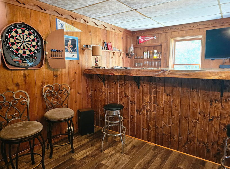 Pineaire Resort - From Web Listing (newer photo)